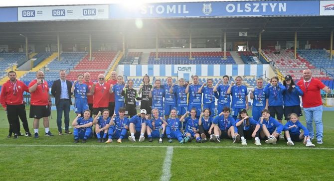 Piłkarki Stomilu trzecią drużyną w Polsce