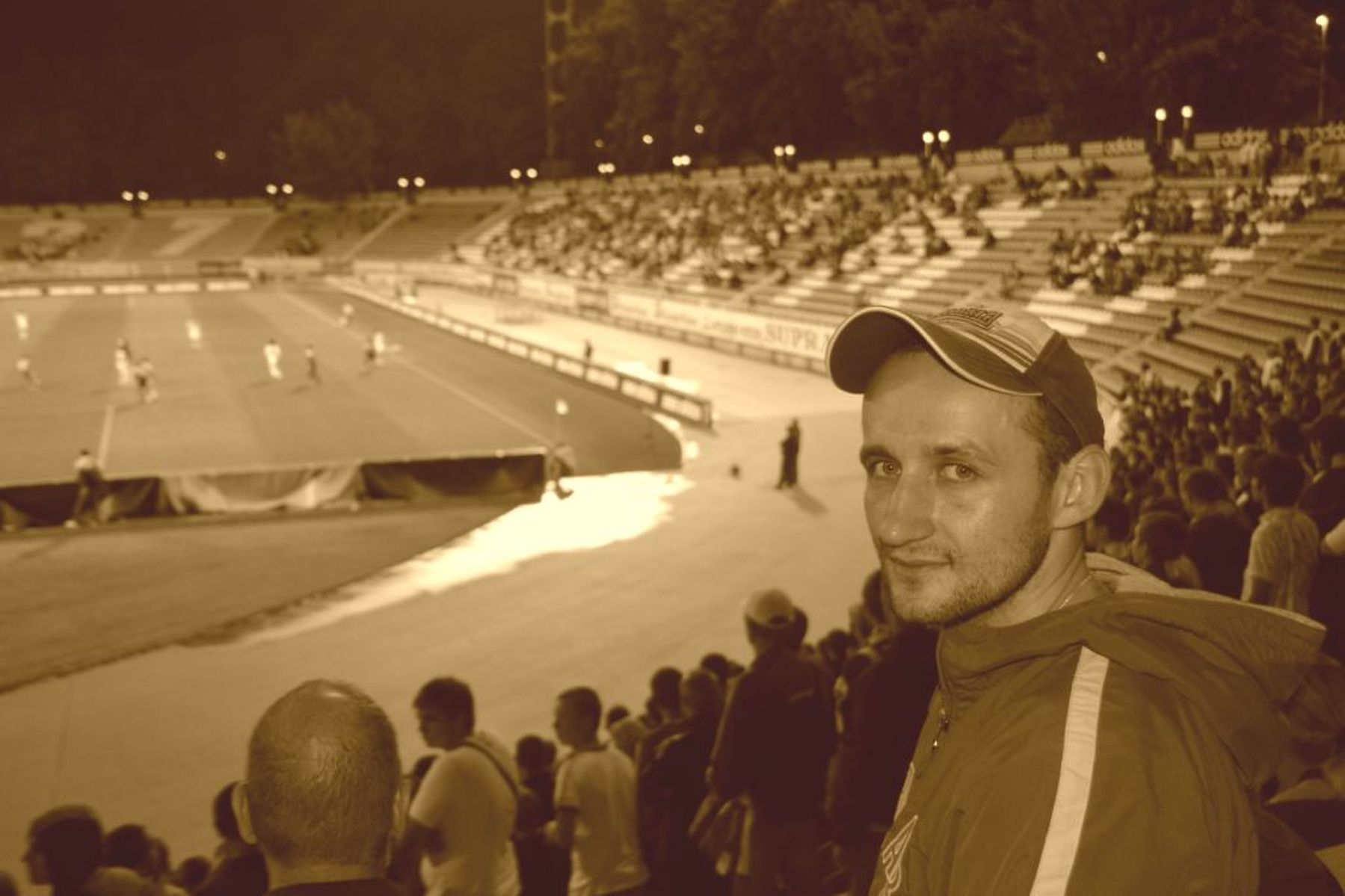 Na stadionie w Kijowie Grzegorz Żytkiewicz czuł się, jak kilkanaście lat temu na meczach Stomilu. Fot. archiwum prywatne
