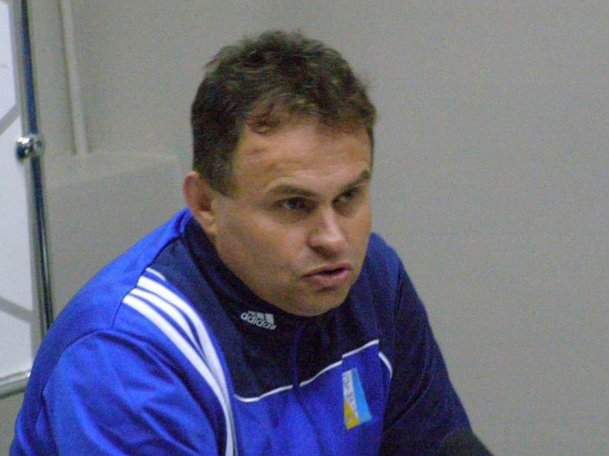 Po niespełna czterech miesiącach pracy Grzegorz Wesołowski przestał być szkoleniowcem Olimpii. Fot. PG