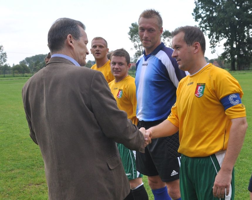 Wojciech Strychalski (z prawej) nie zagra w sobotnim meczu z powodu pauzy za kartki.  Fot. Łukasz Szymański 
