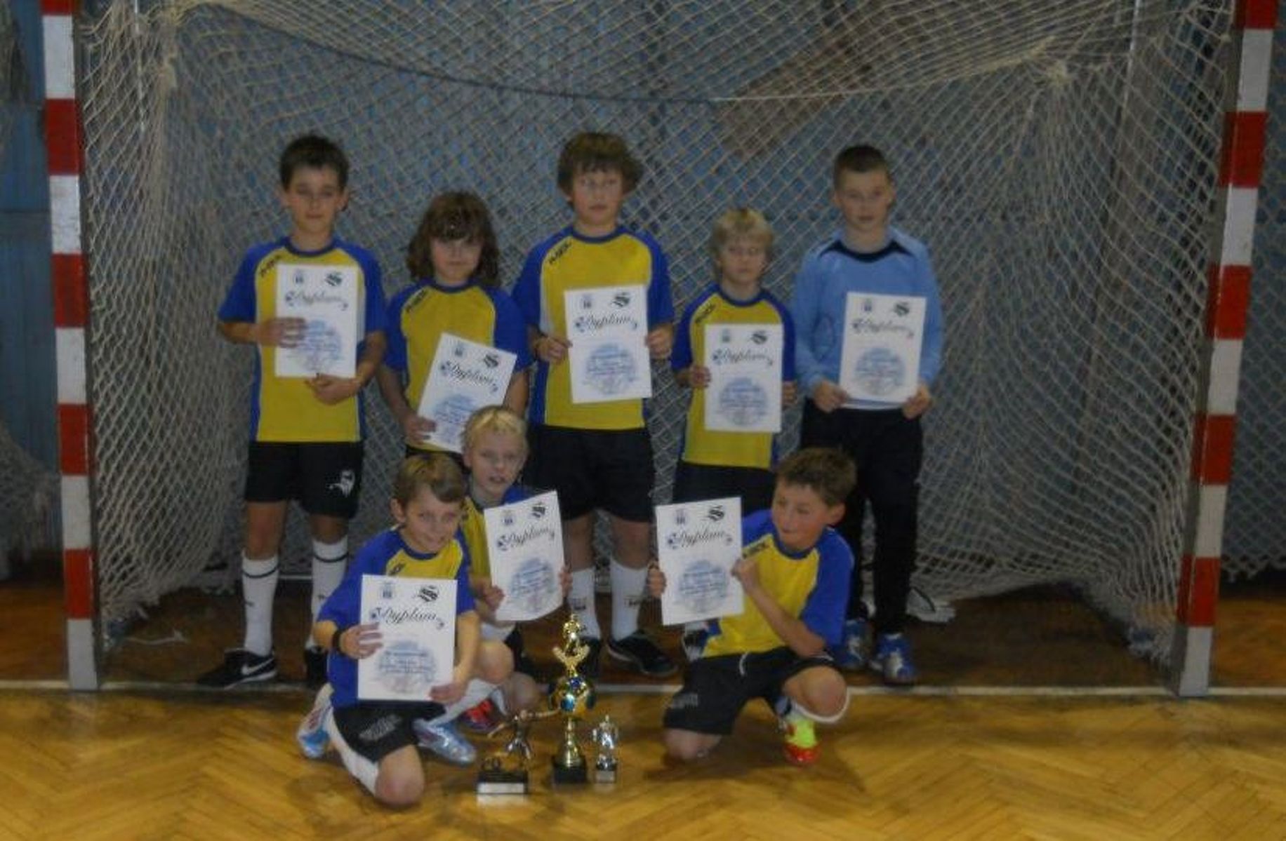 Młodzi gospodarze wygrali Stomil Cup 2011