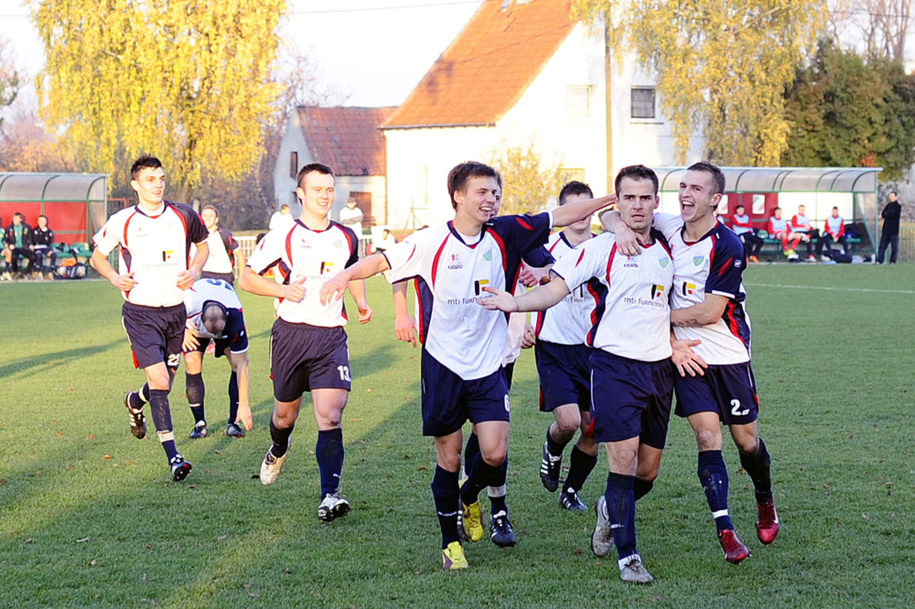 W poprzednim sezonie Granica Kętrzyn wbiła drużynie z Korsz pięć bramek. Wszystkie zdobył właśnie Kowalewski. Fot.Damian Lemański