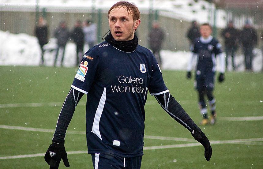 Bramkę dla Stomilu Olsztyn z rzutu karnego strzelił Grzegorz Lech. Fot. Artur Szczepański