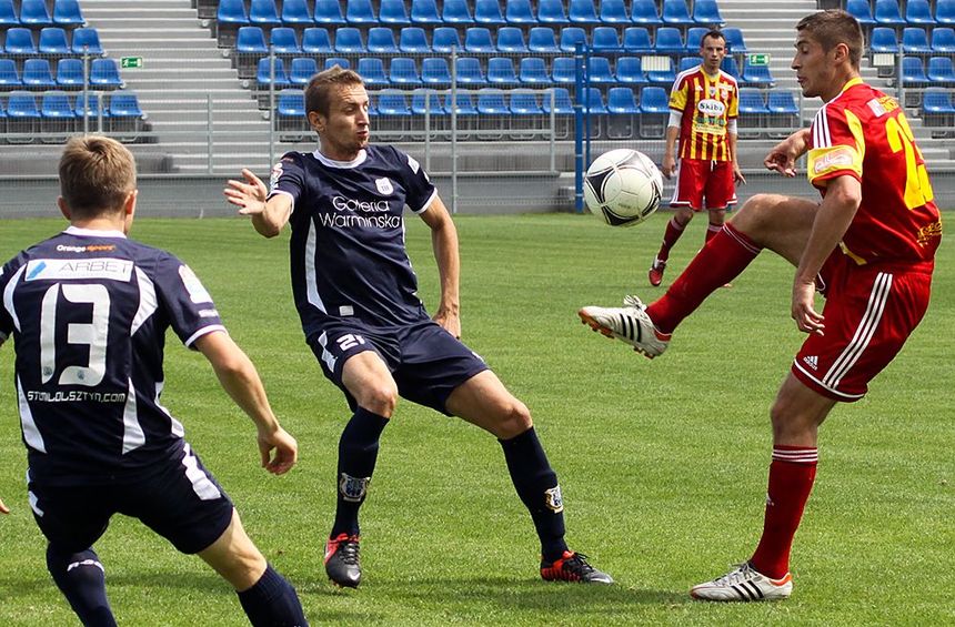 Piłkarze Stomilu Olsztyn przegrali 2:4 z Chojniczanką Chojnice. Fot. Artur Szczepański