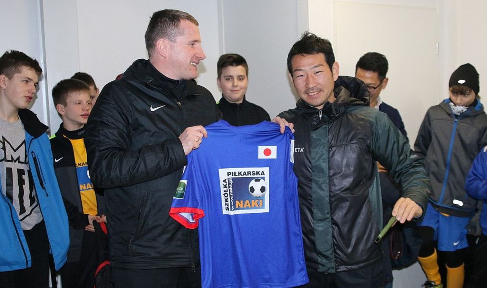 Piłkarze z Japonii trenują wspólnie z Naki Olsztyn. Fot. naki.pl