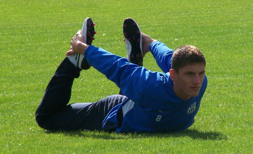 18-letni Piotr Karłowicz strzelił trzy gole w meczu z Pogonią Łapy. Fot. Emil Marecki